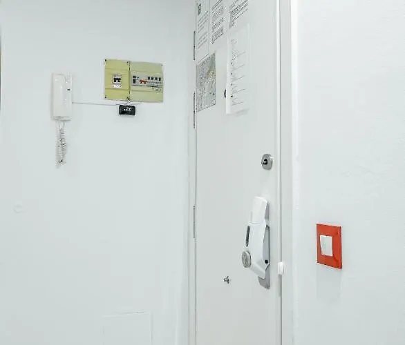 U-nique Dos Aceras